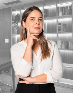 perfil-profissional-rebecca-paranagua